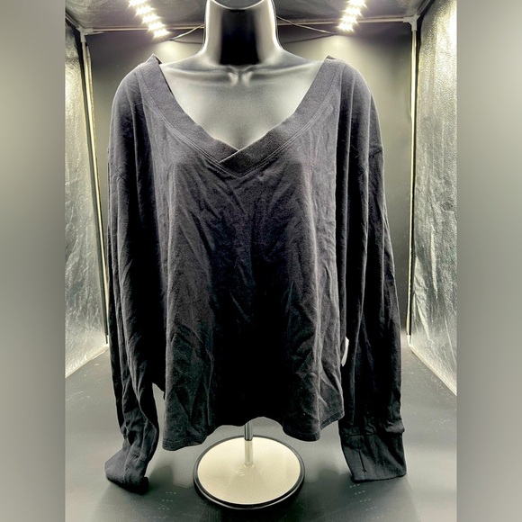 JoyLab‎ boxy cropped fit long sleeve double V-neck size XXL. Color Black - Picture 1 of 6